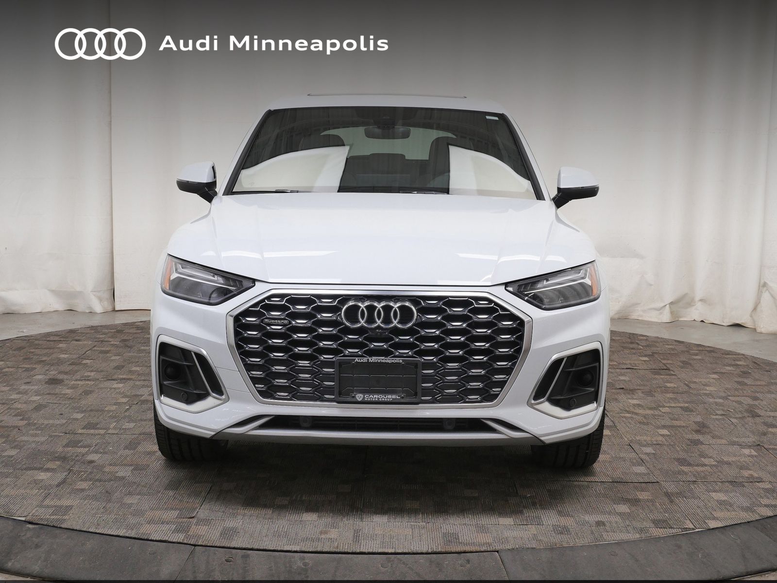 Thumbnail: 2023 Audi Q5 - 11
