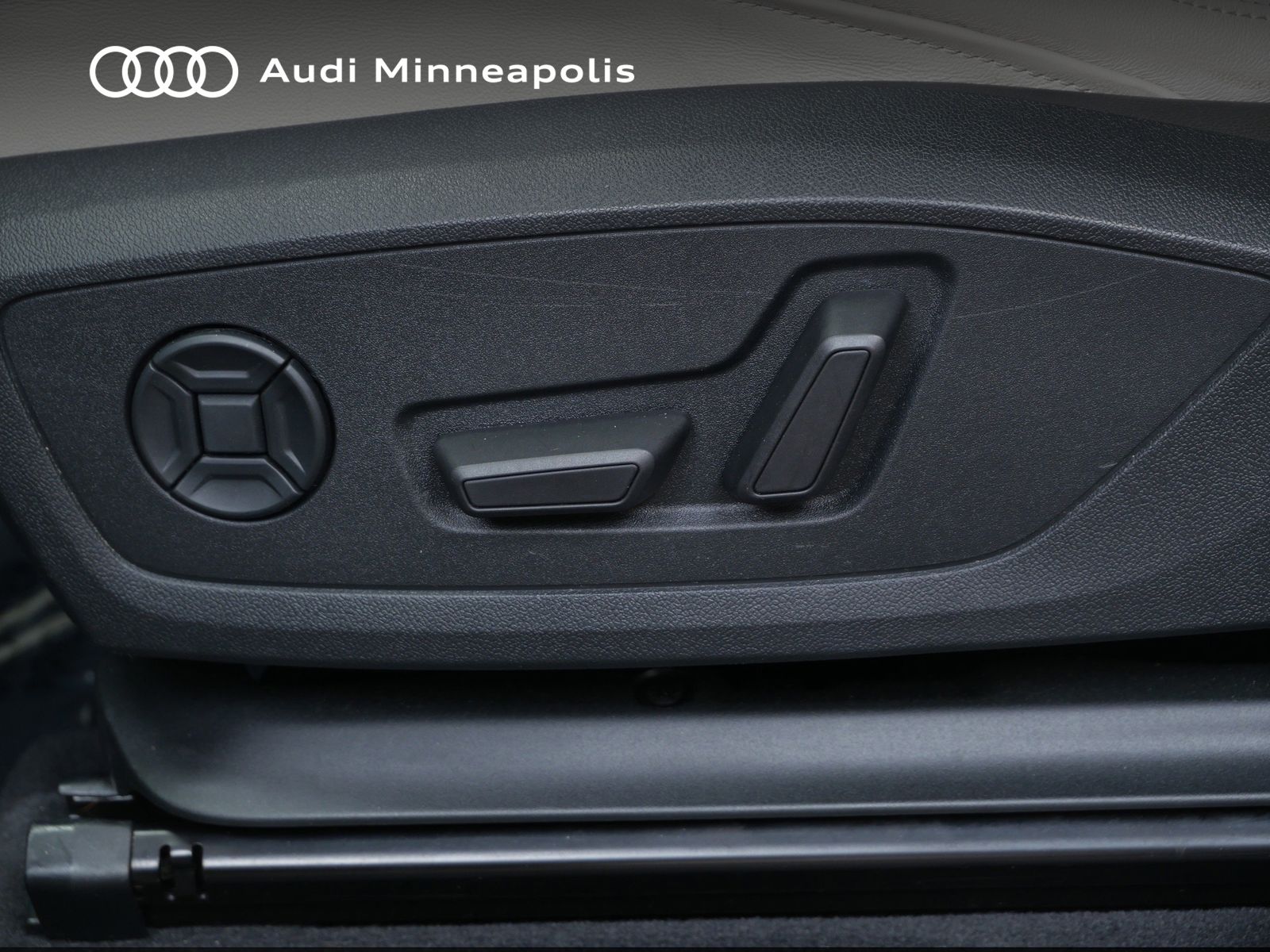 Thumbnail: 2021 Audi Q3 - 12