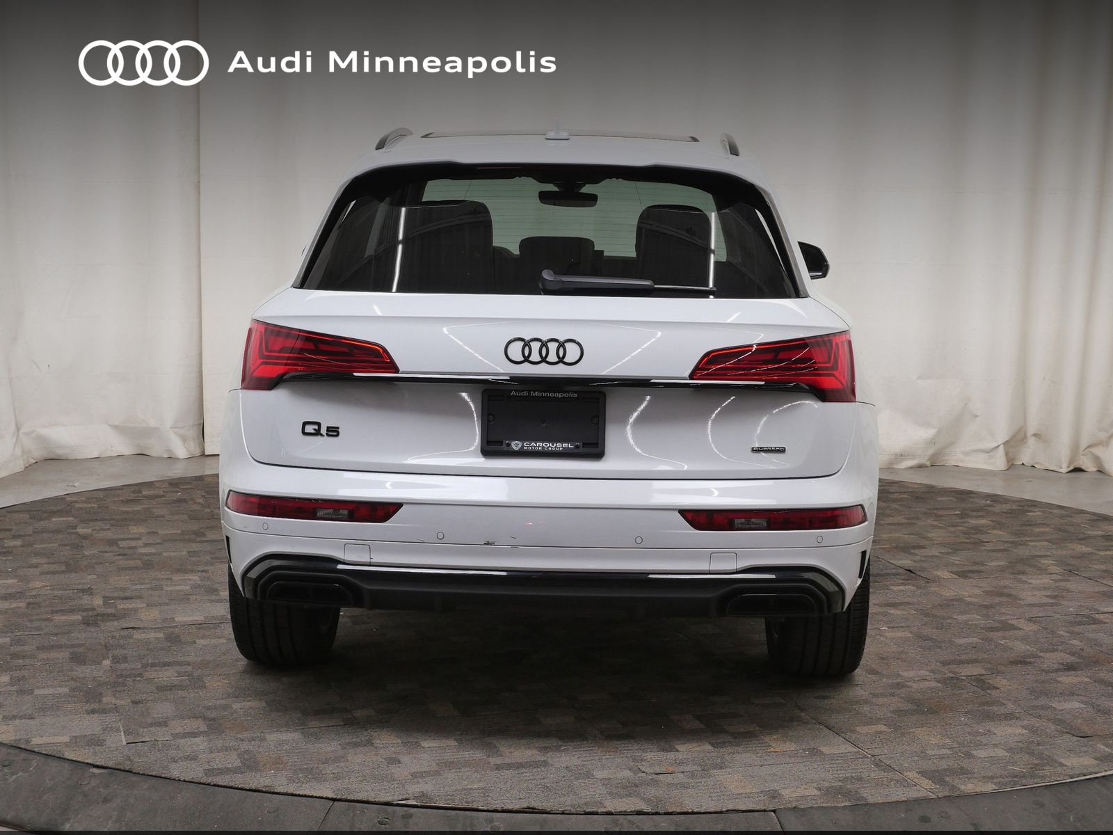 Thumbnail: 2023 Audi Q5 - 6
