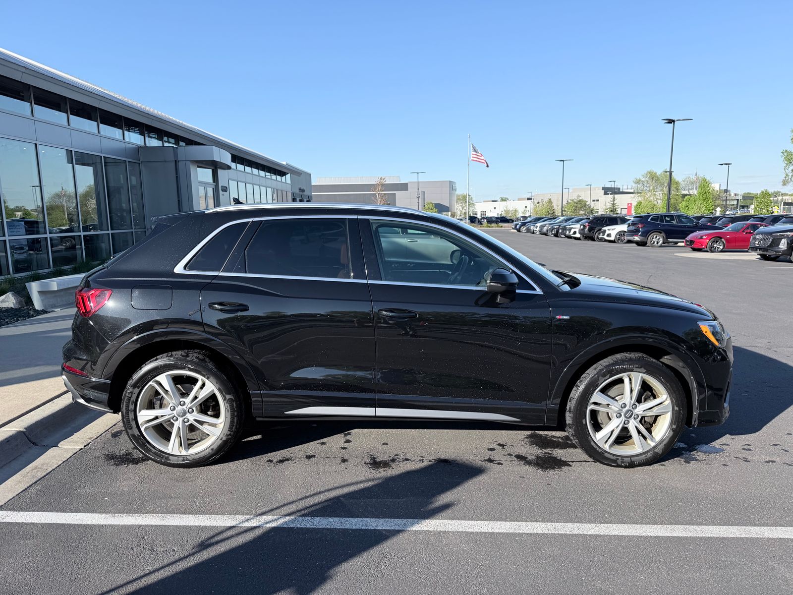 Thumbnail: 2020 Audi Q3 - 4