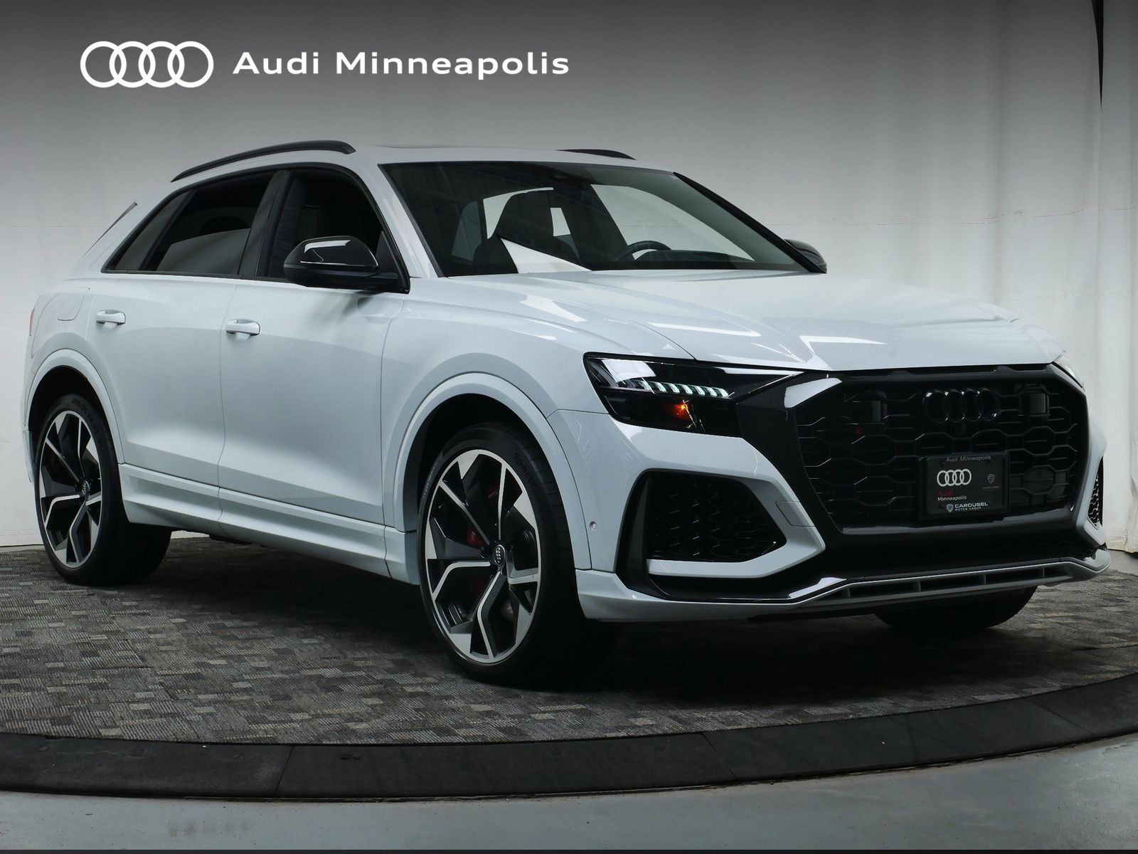 Thumbnail: 2020 Audi RS Q8 - 9