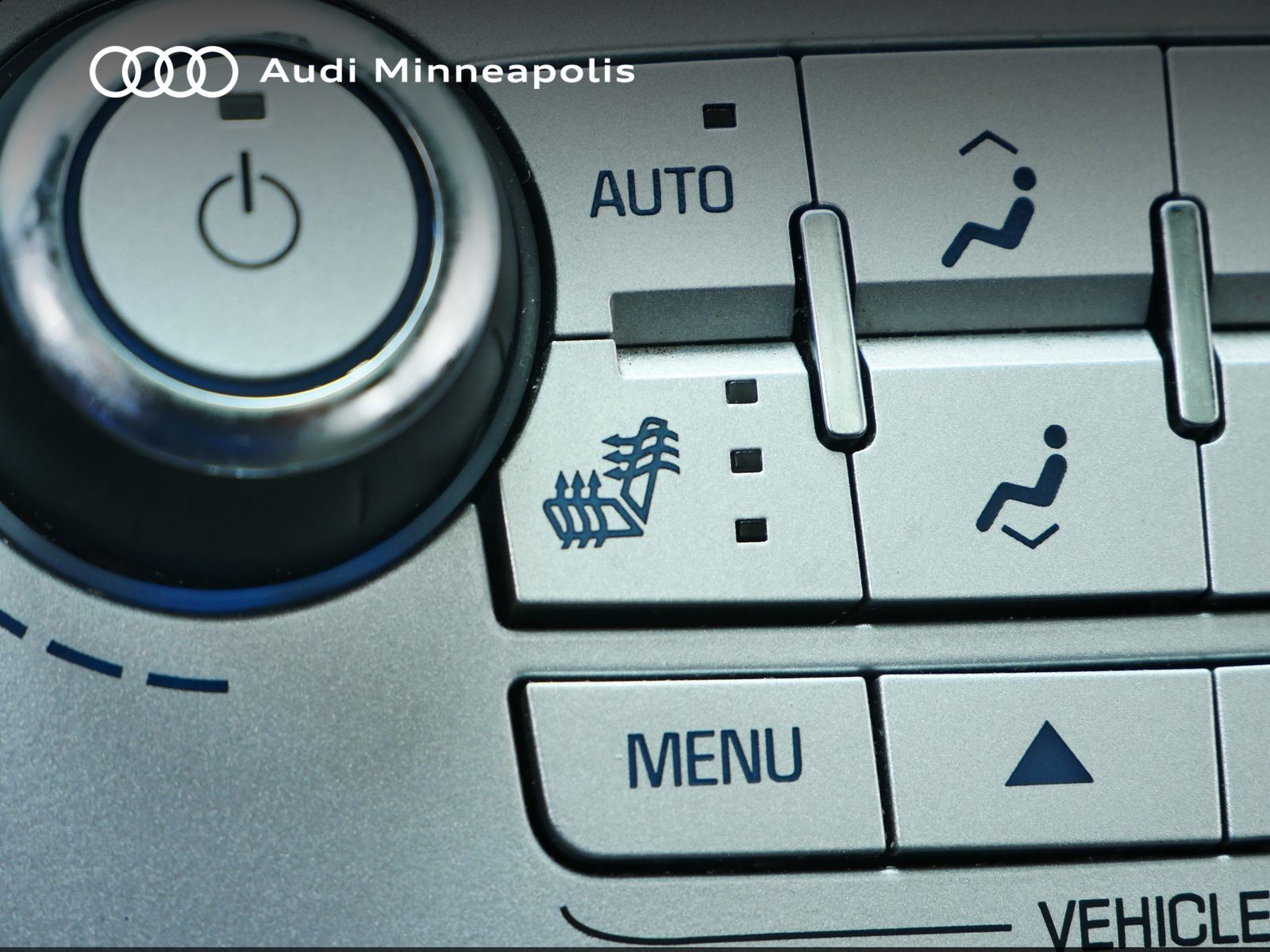 Thumbnail: 2015 Chevrolet Equinox - 25