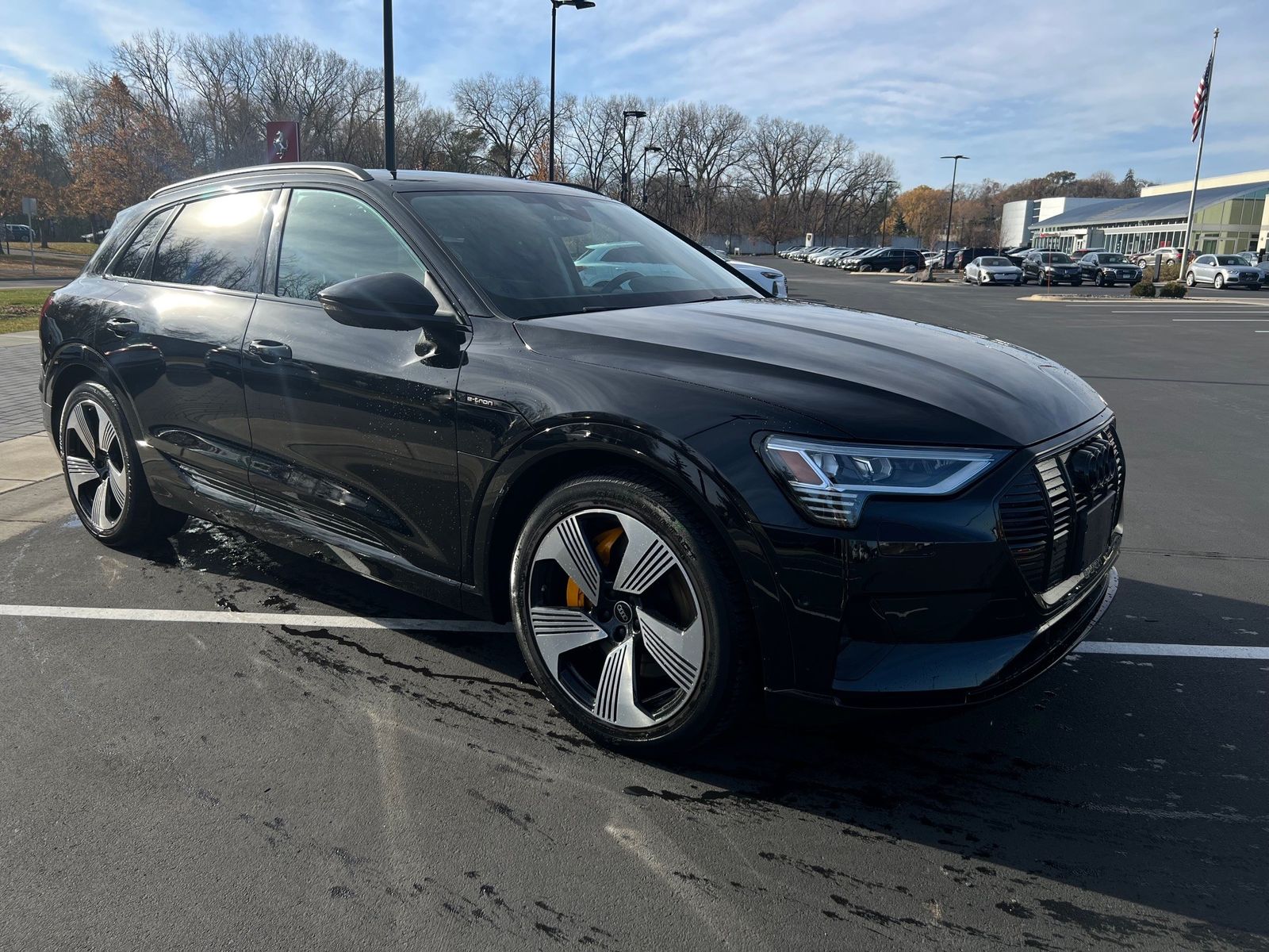 Thumbnail: 2023 Audi e-tron - 7