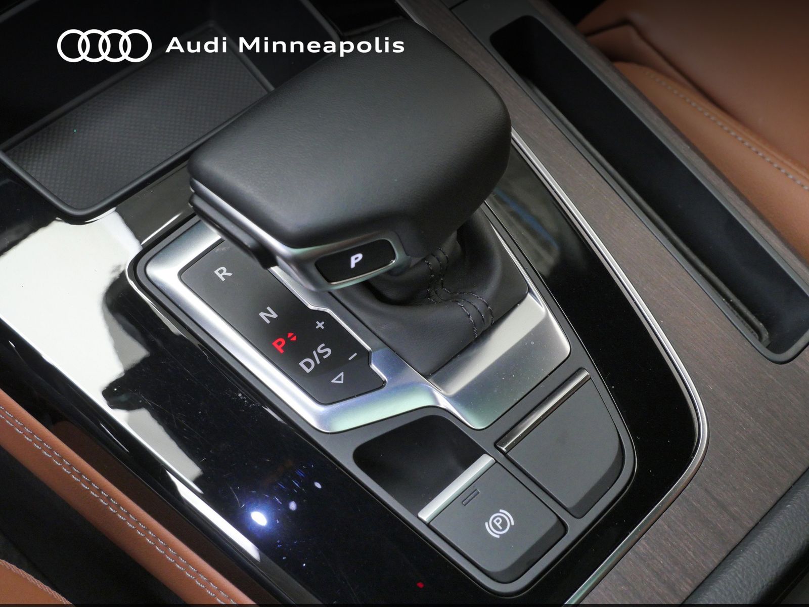Thumbnail: 2023 Audi Q5 - 31