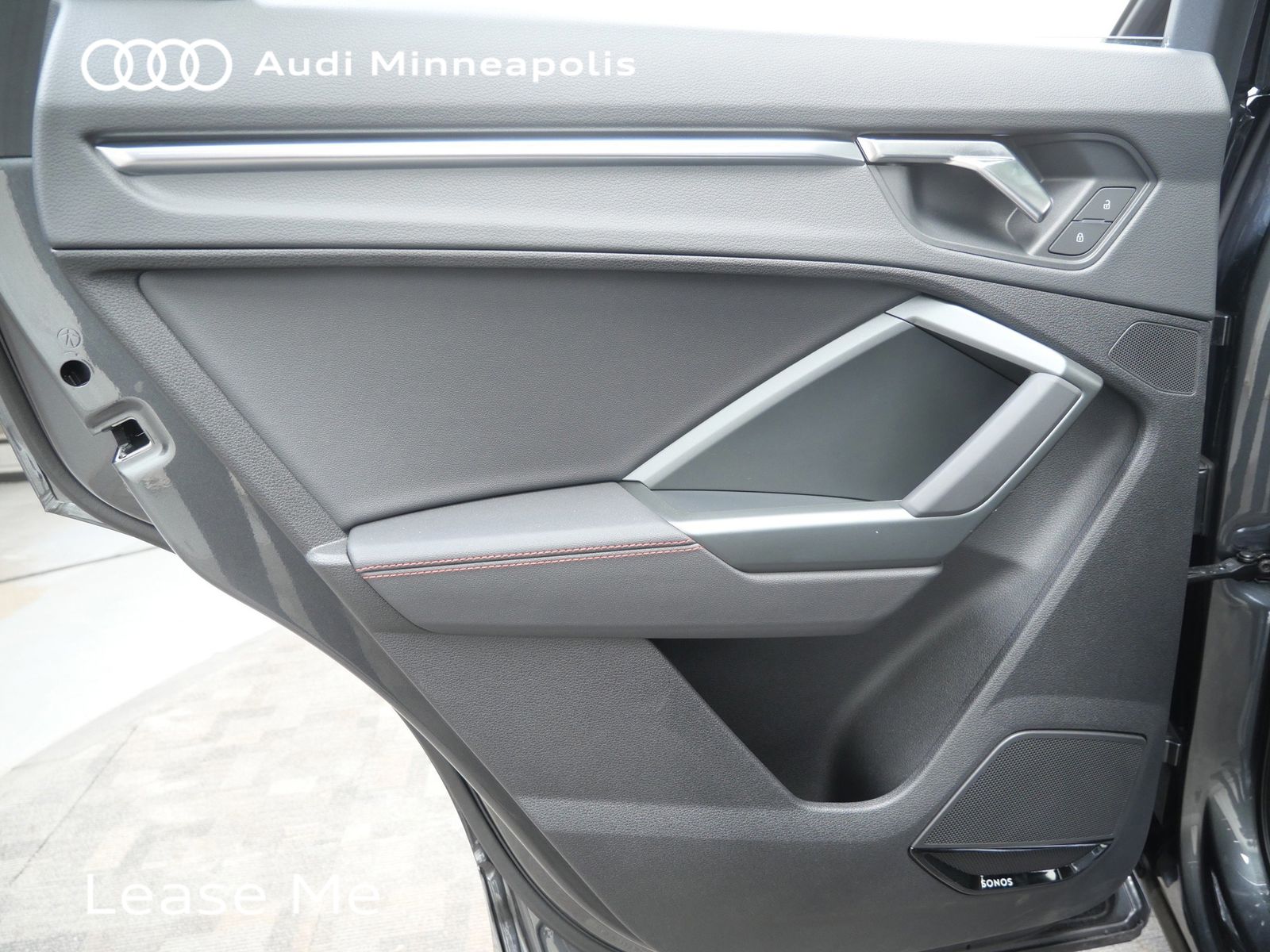 Thumbnail: 2025 Audi Q3 - 18