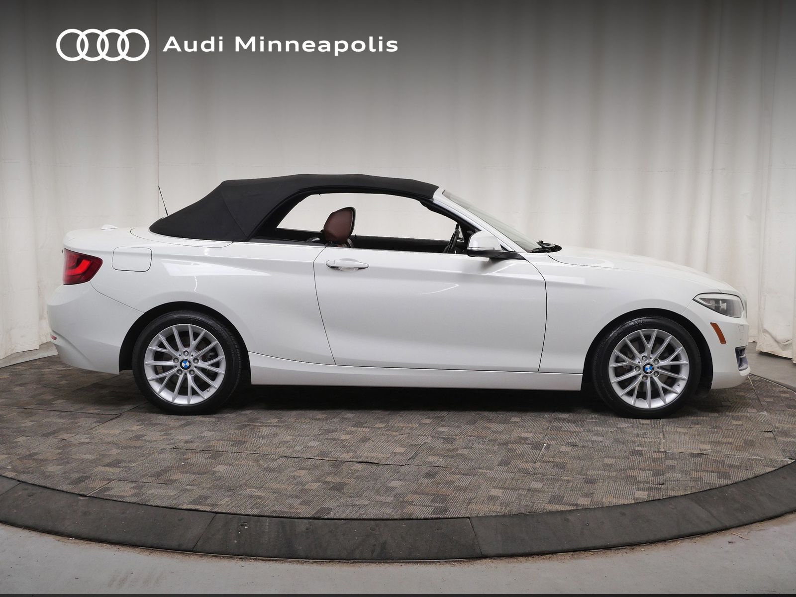 Thumbnail: 2016 BMW 2 Series - 9