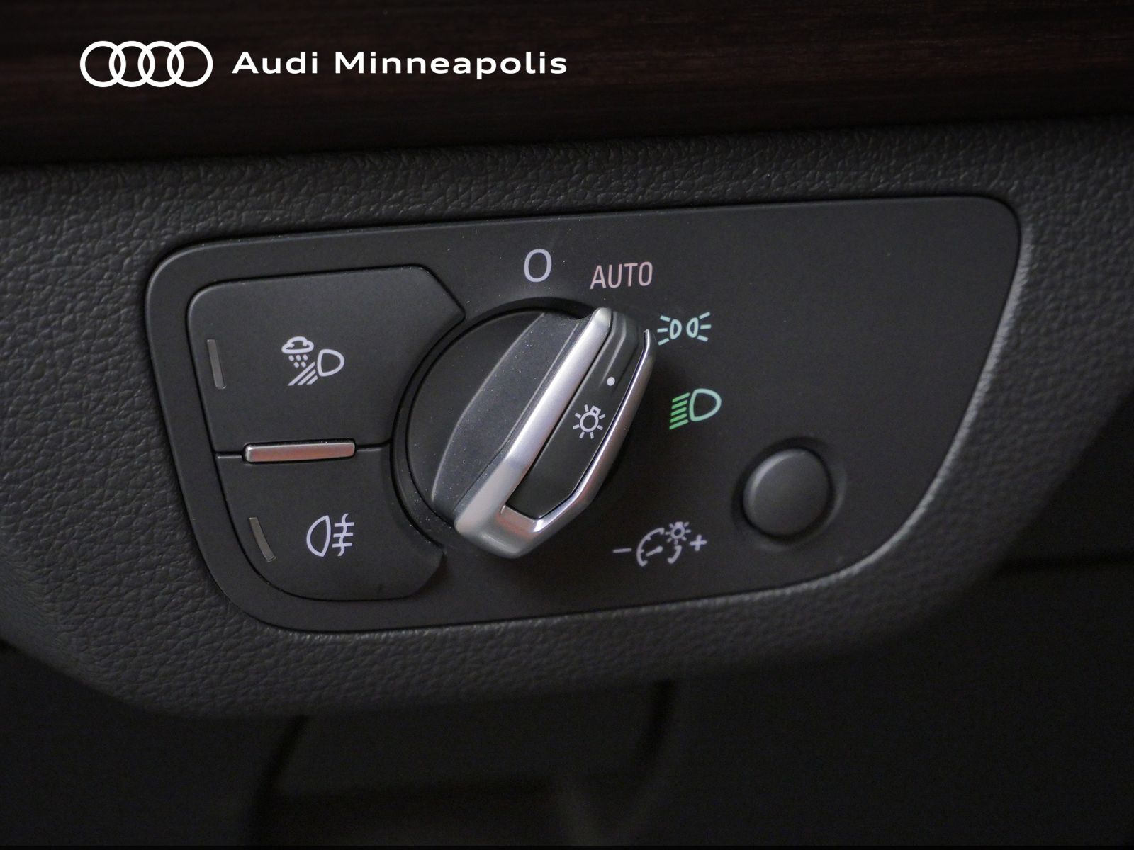 Thumbnail: 2023 Audi Q5 - 20