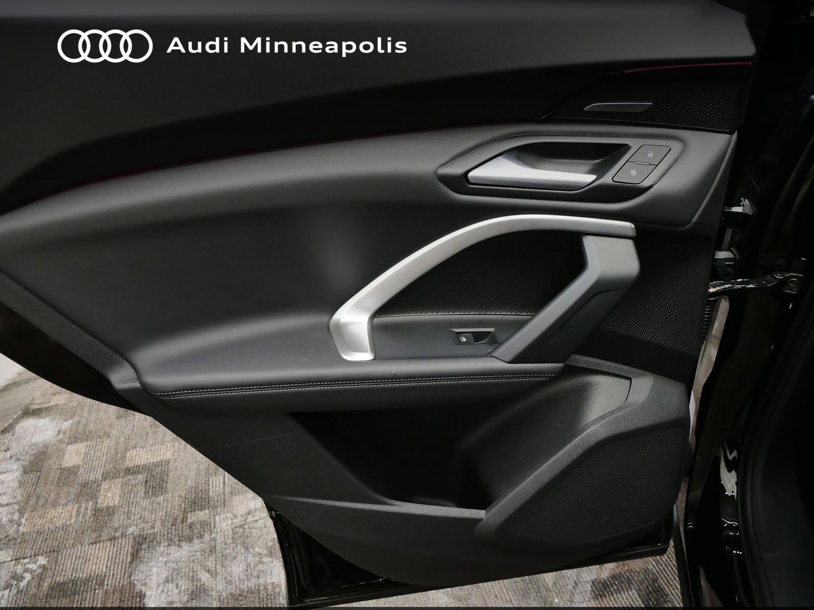 Thumbnail: 2025 Audi Q5 - 16