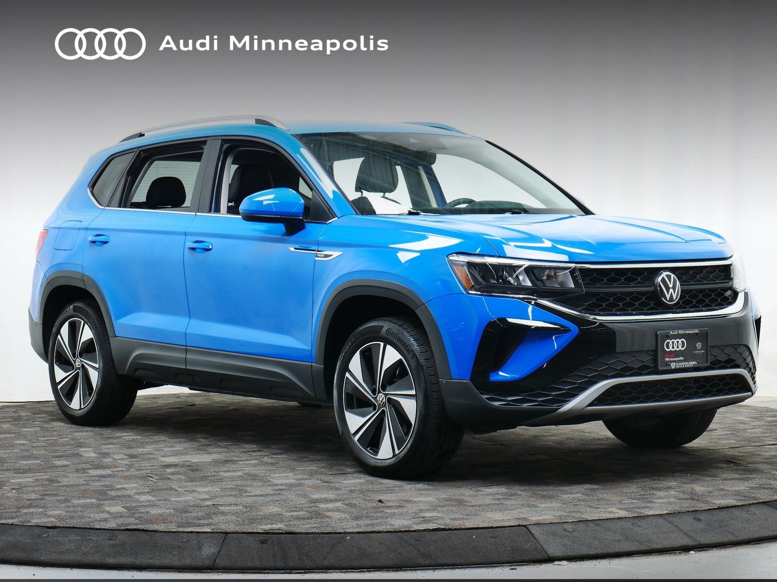 Thumbnail: 2023 Volkswagen Taos - 10