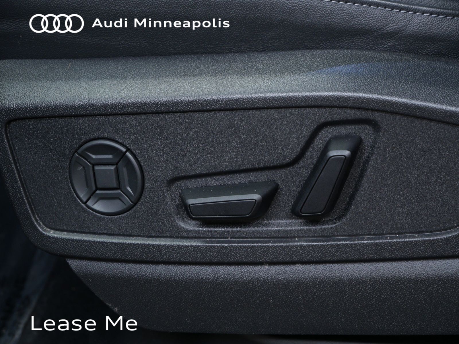 Thumbnail: 2025 Audi Q5 - 13