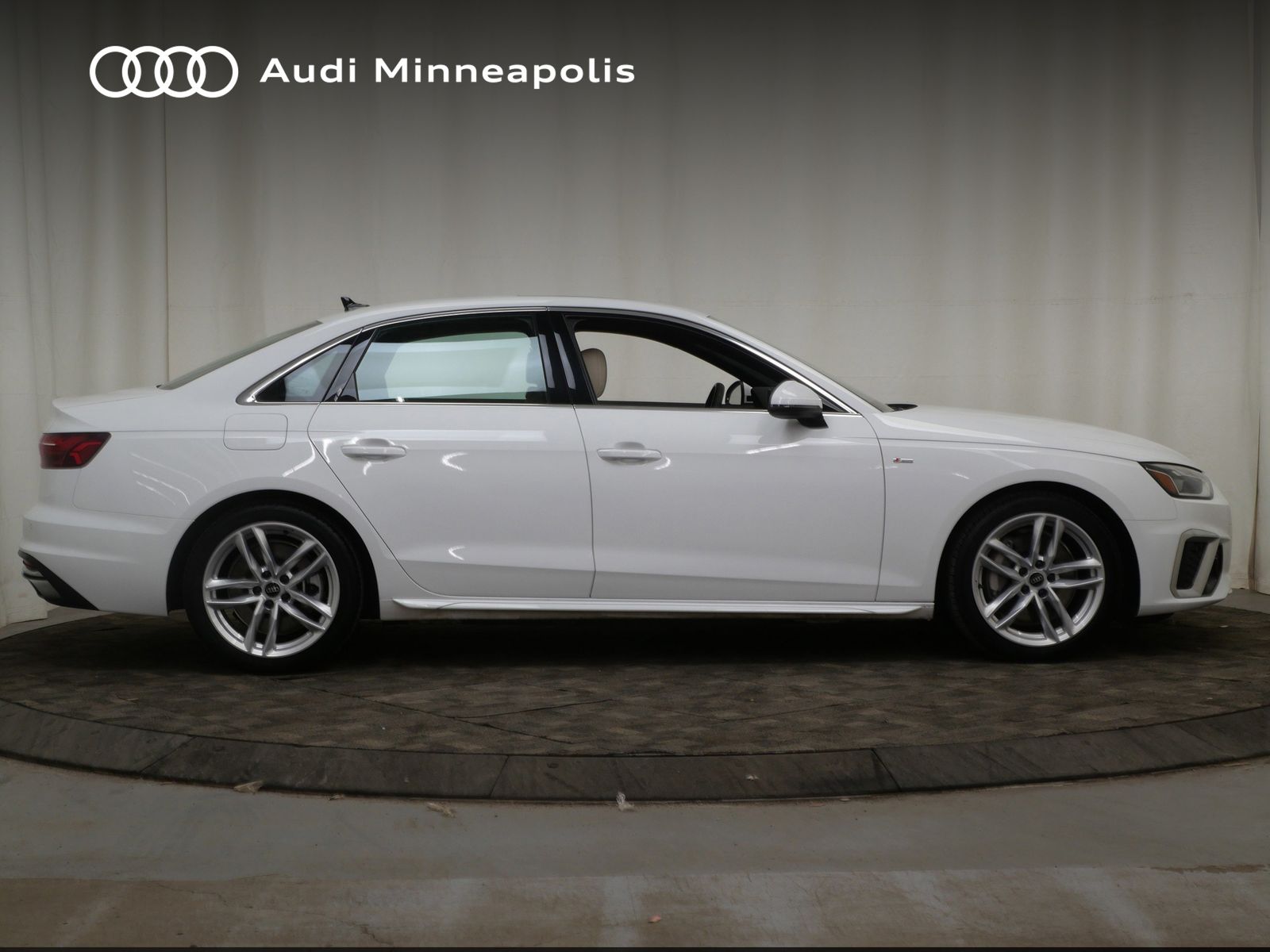 Thumbnail: 2023 Audi A4 - 10