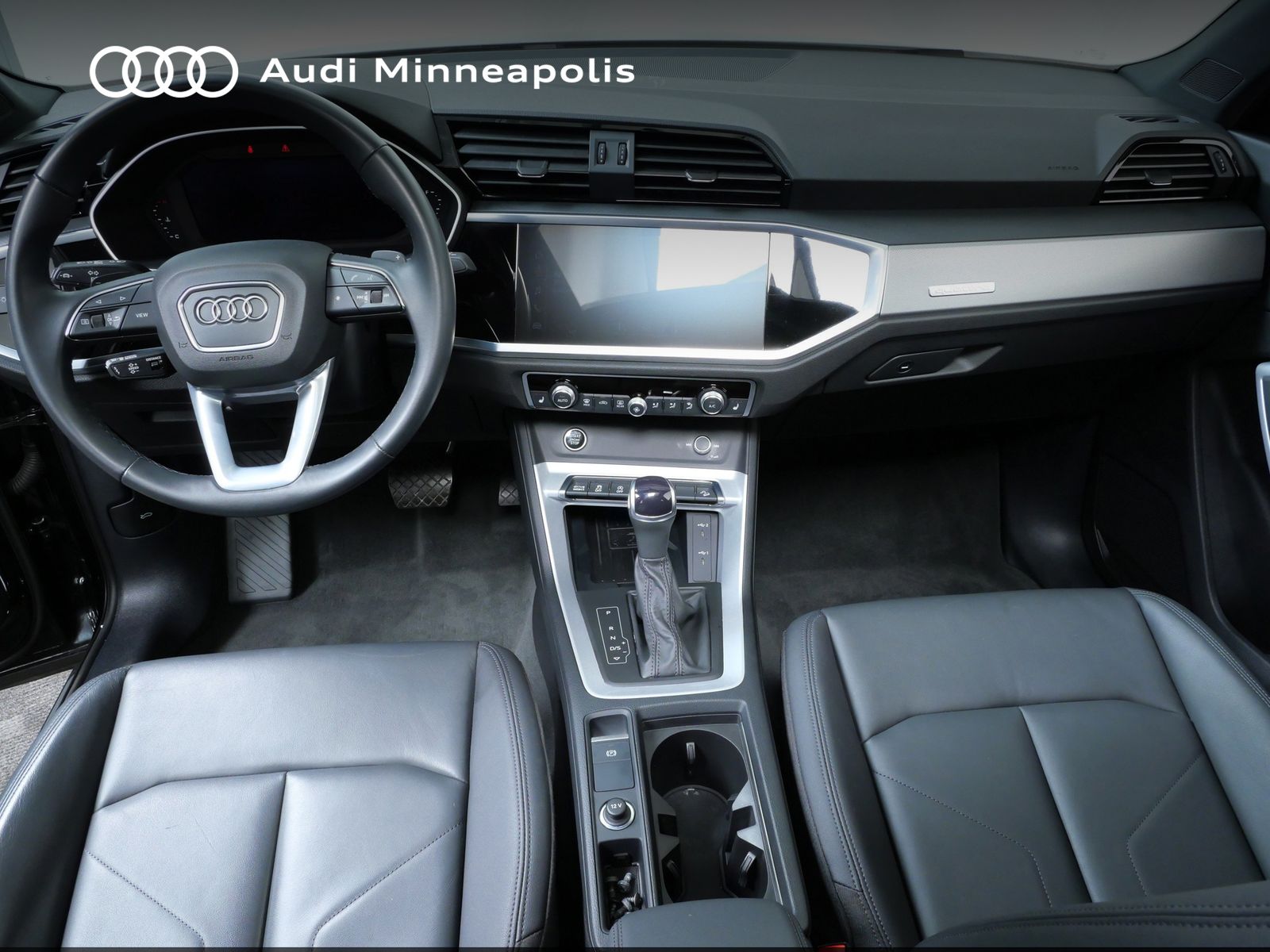 Thumbnail: 2023 Audi Q3 - 17