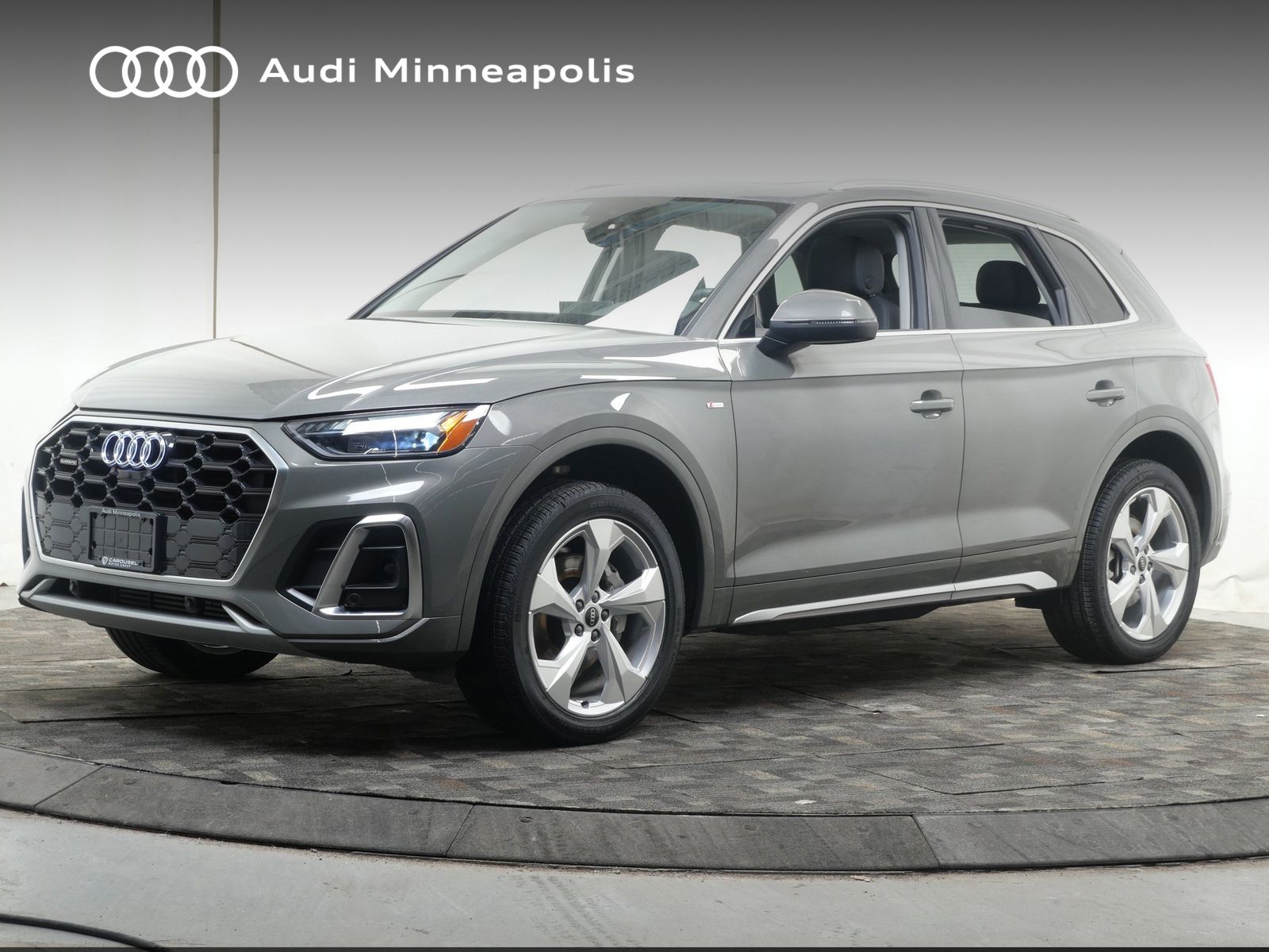 Thumbnail: 2023 Audi Q5 - 1