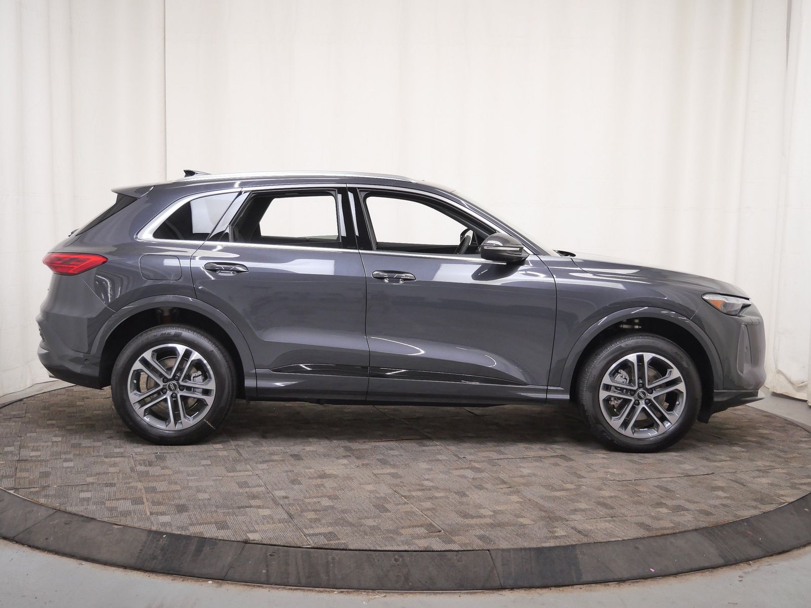 Thumbnail: 2026 Audi Q5 - 7