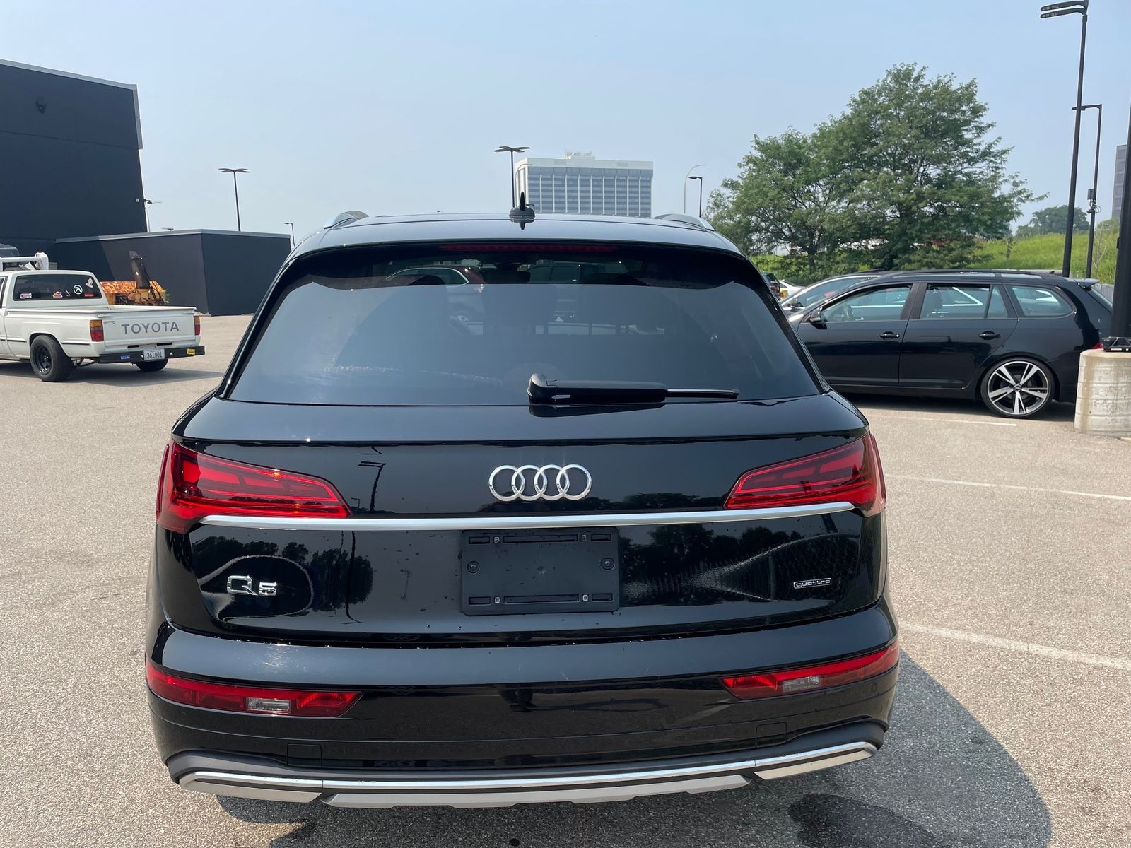 Thumbnail: 2022 Audi Q5 - 6