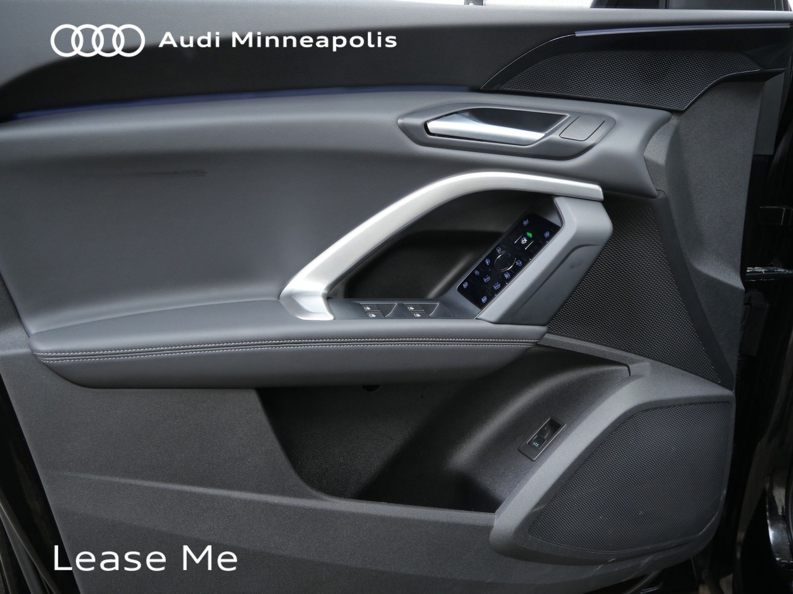 Thumbnail: 2025 Audi Q5 - 12