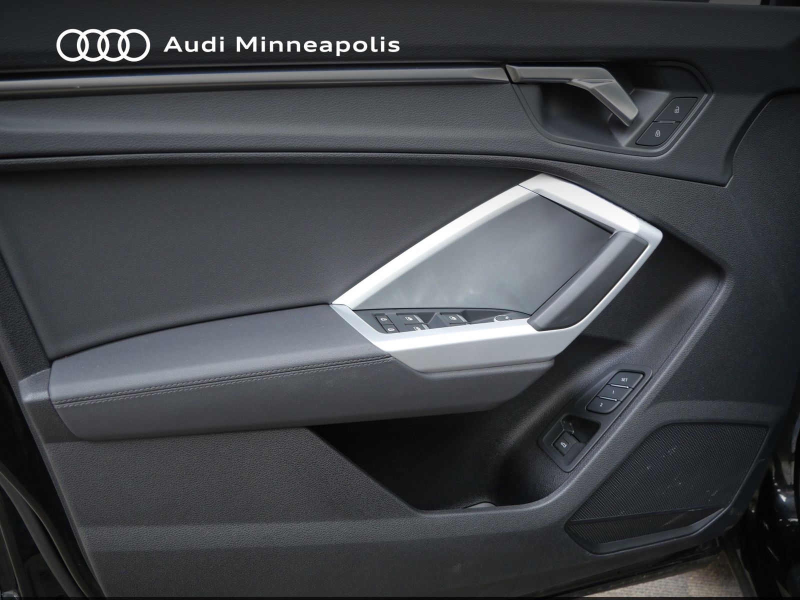 Thumbnail: 2025 Audi Q3 - 13