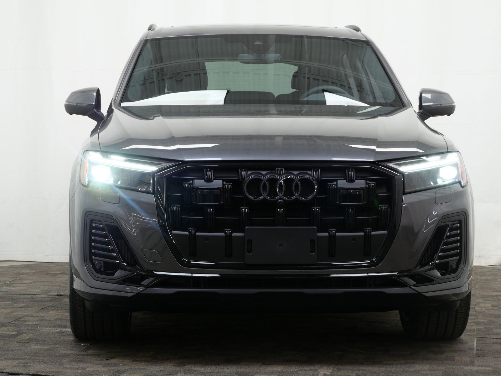 Thumbnail: 2026 Audi Q7 - 9