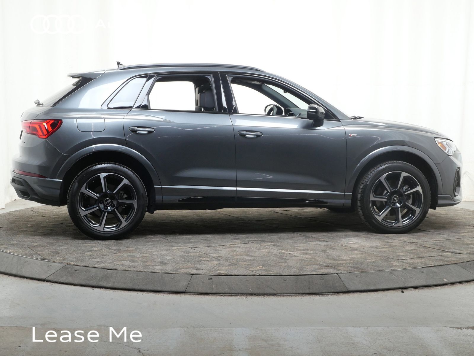 Thumbnail: 2025 Audi Q3 - 9