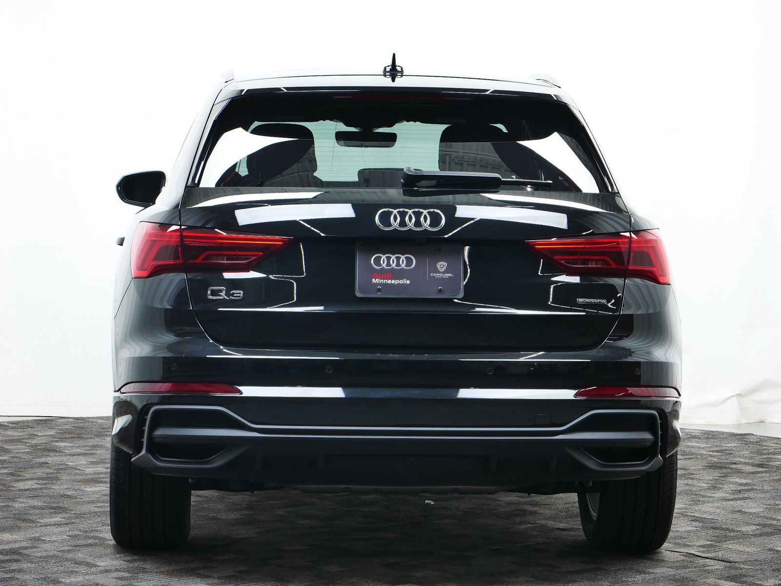 Thumbnail: 2025 Audi Q3 - 5