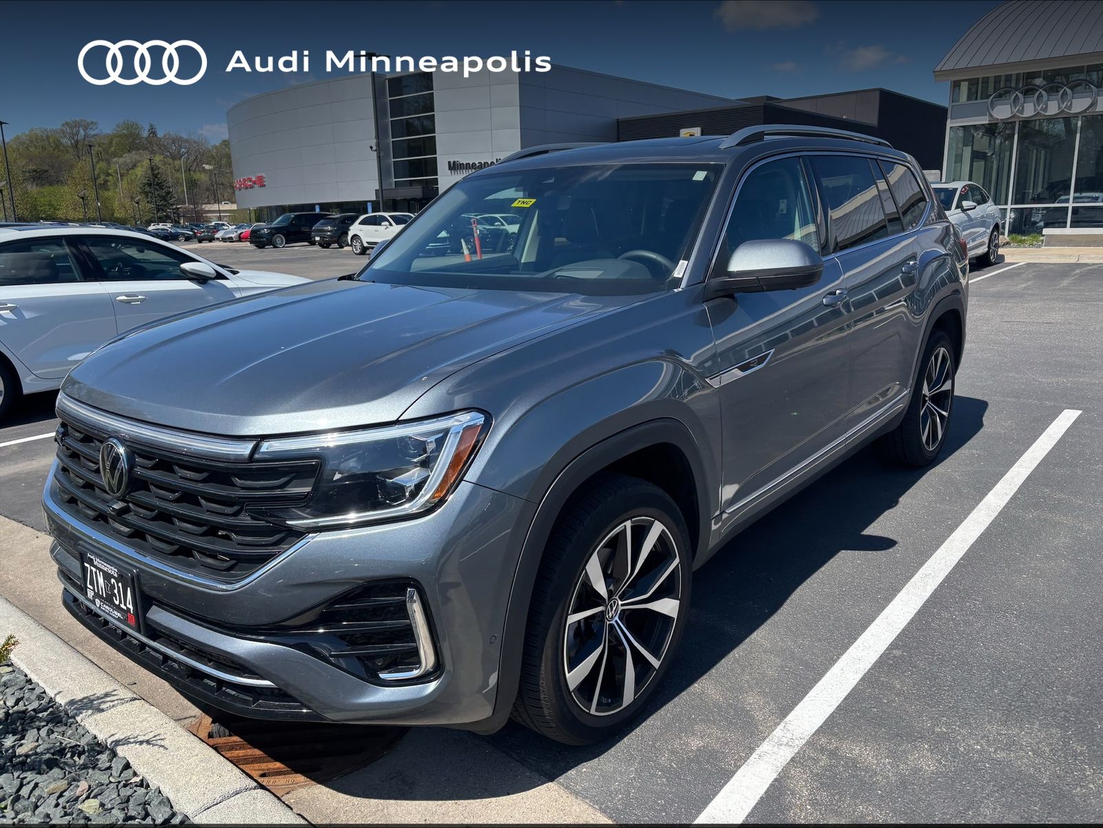 Thumbnail: 2024 Volkswagen Atlas - 1