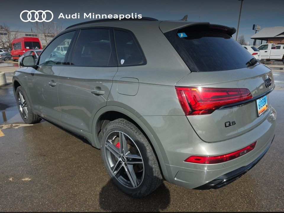 Thumbnail: 2025 Audi Q5 - 17