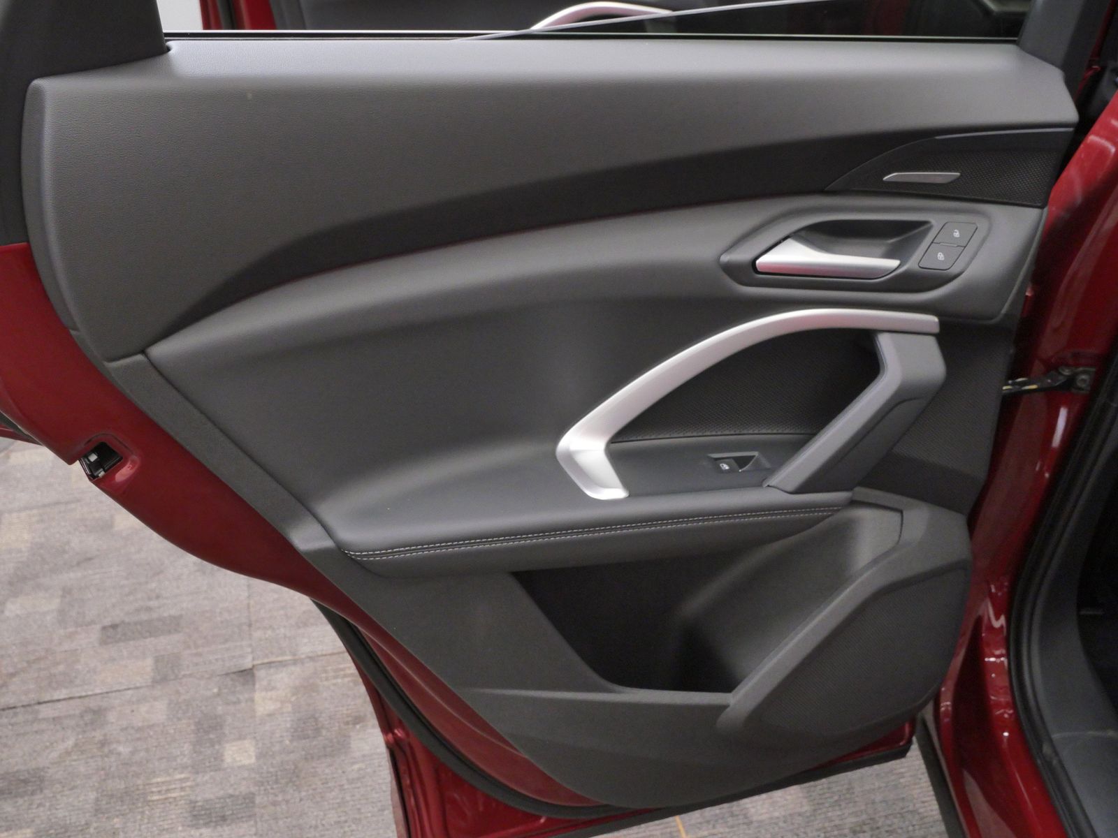 Thumbnail: 2026 Audi Q5 - 12