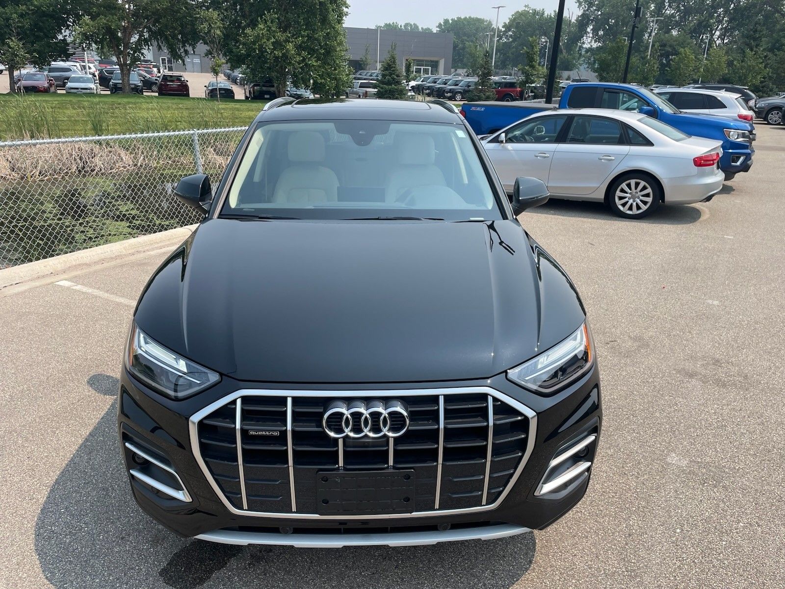 Thumbnail: 2022 Audi Q5 - 3
