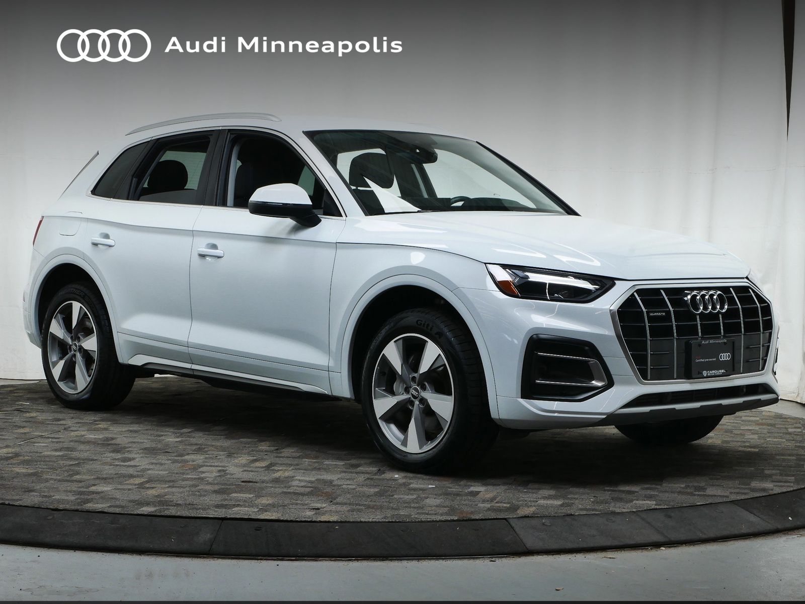Thumbnail: 2023 Audi Q5 - 10