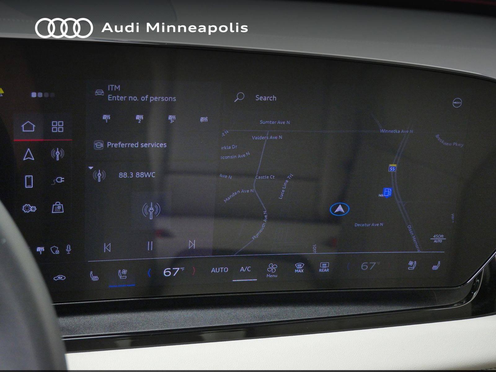 Thumbnail: 2025 Audi Q6 e-tron - 24