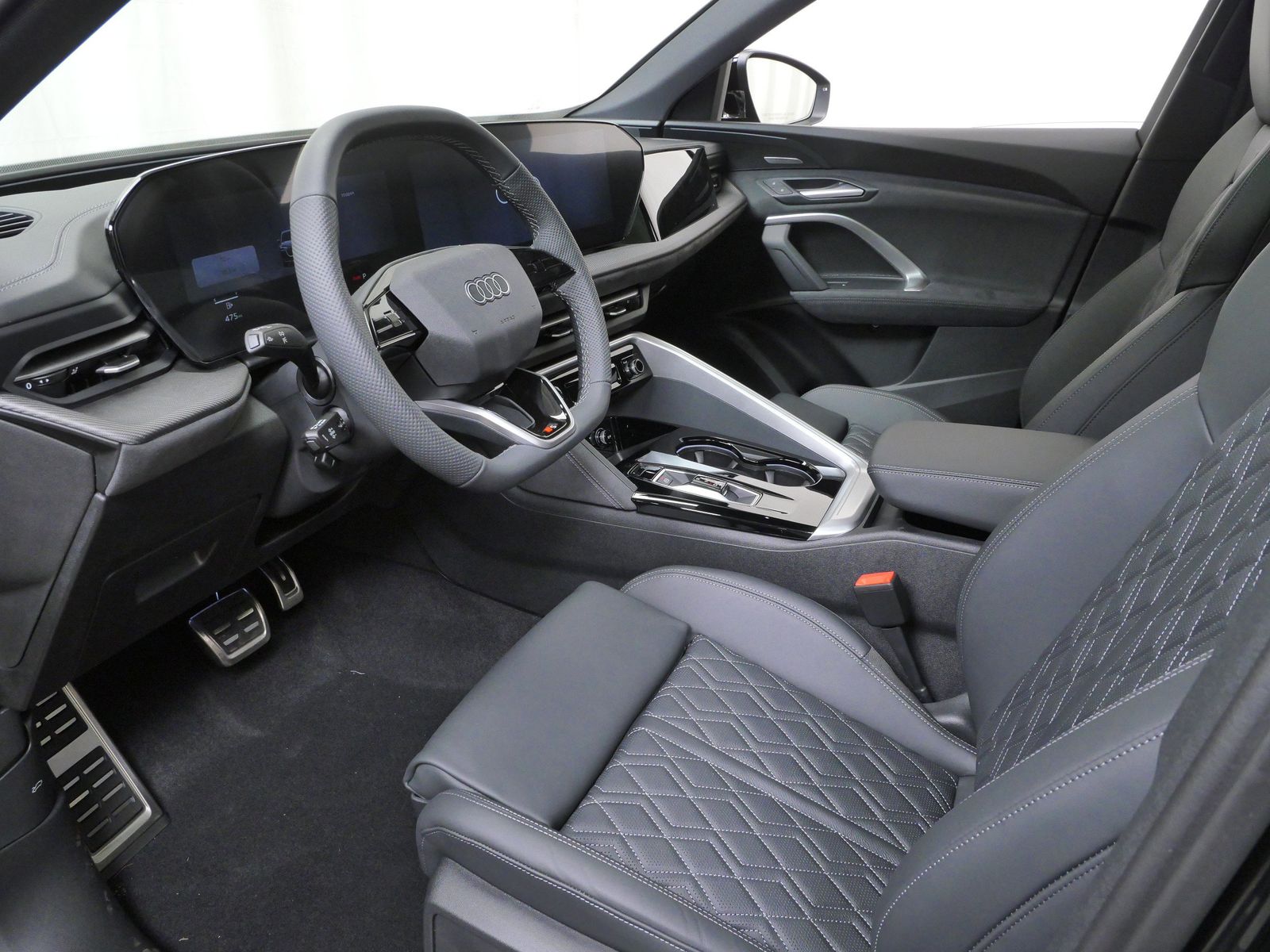 Thumbnail: 2026 Audi SQ5 - 2