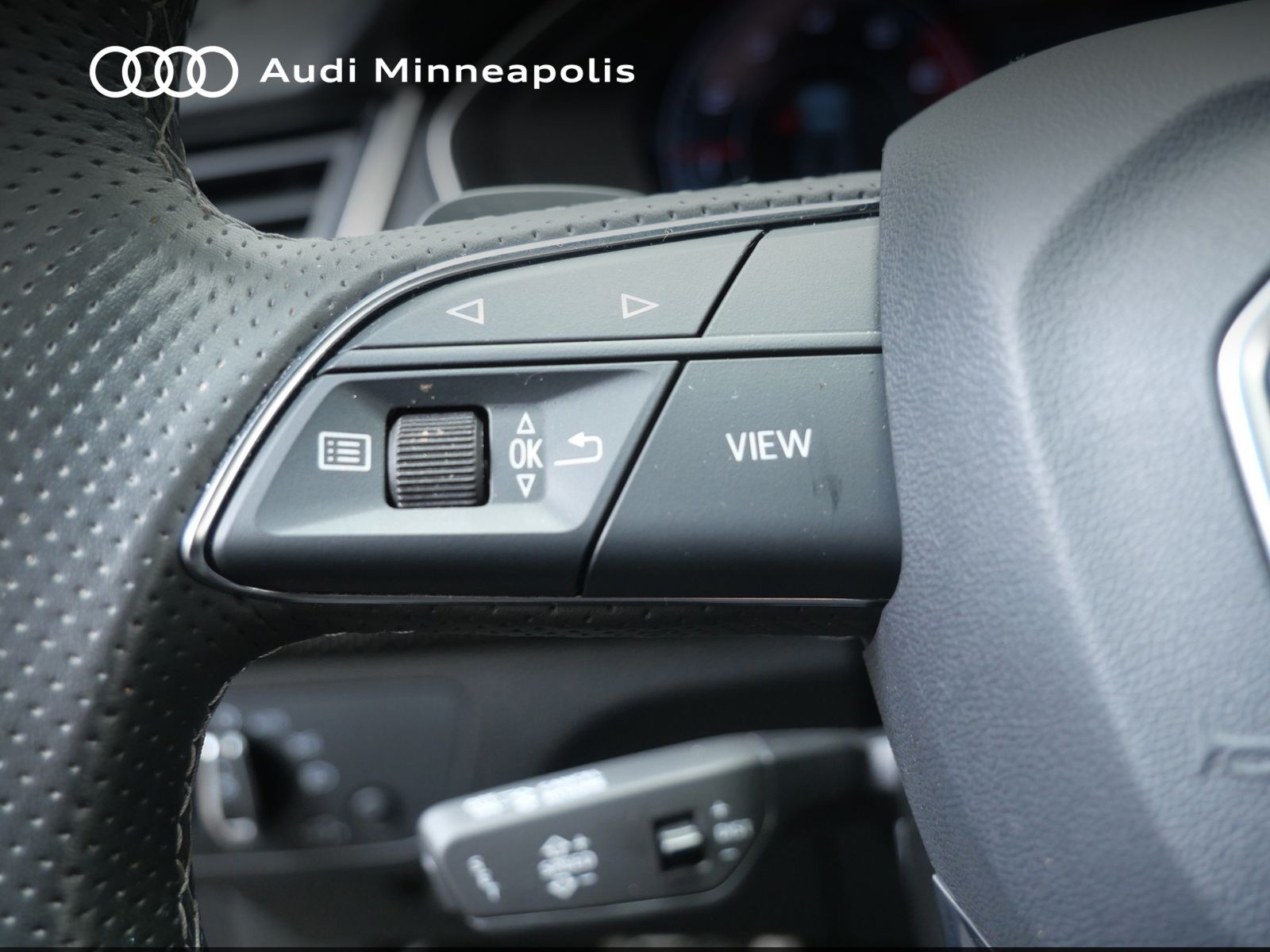 Thumbnail: 2023 Audi SQ5 - 27