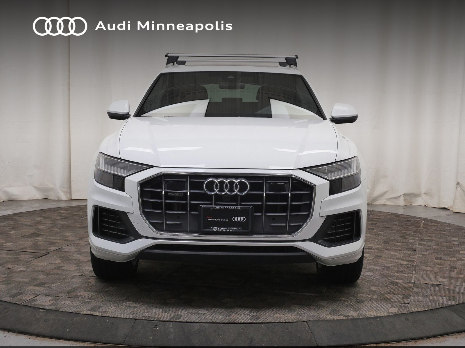 Thumbnail: 2023 Audi Q8 - 11