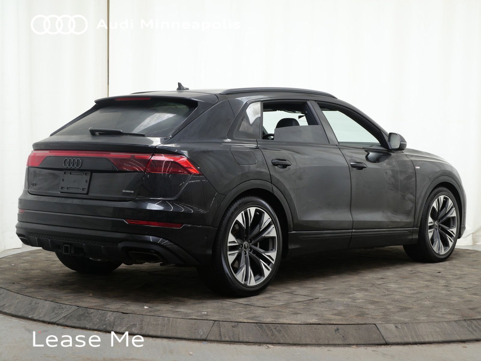 Thumbnail: 2025 Audi Q8 - 7