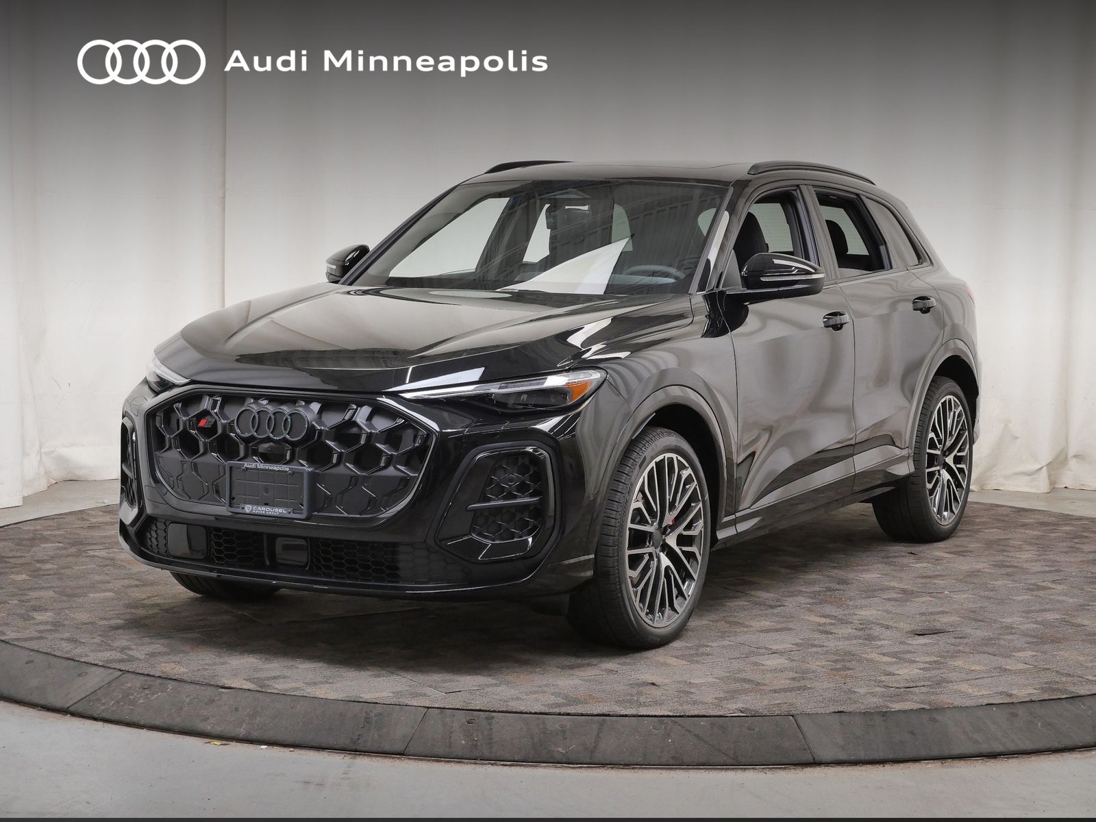Thumbnail: 2026 Audi SQ5 - 1