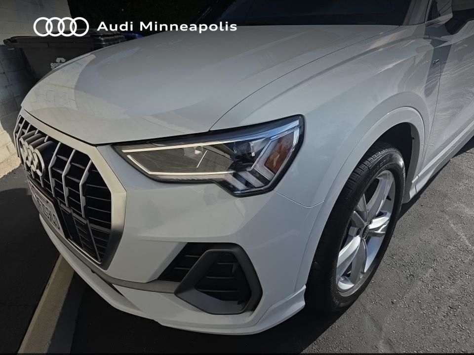 Thumbnail: 2023 Audi Q3 - 9