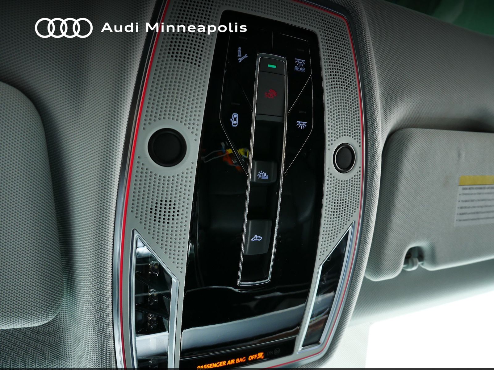 Thumbnail: 2022 Audi A8 - 32