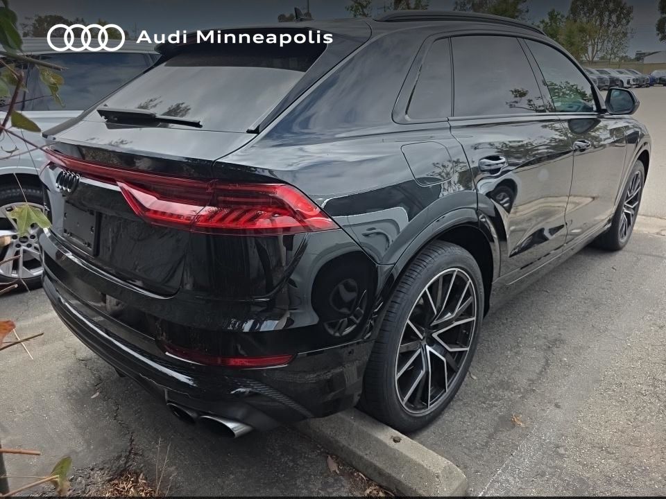 Thumbnail: 2023 Audi SQ8 - 10