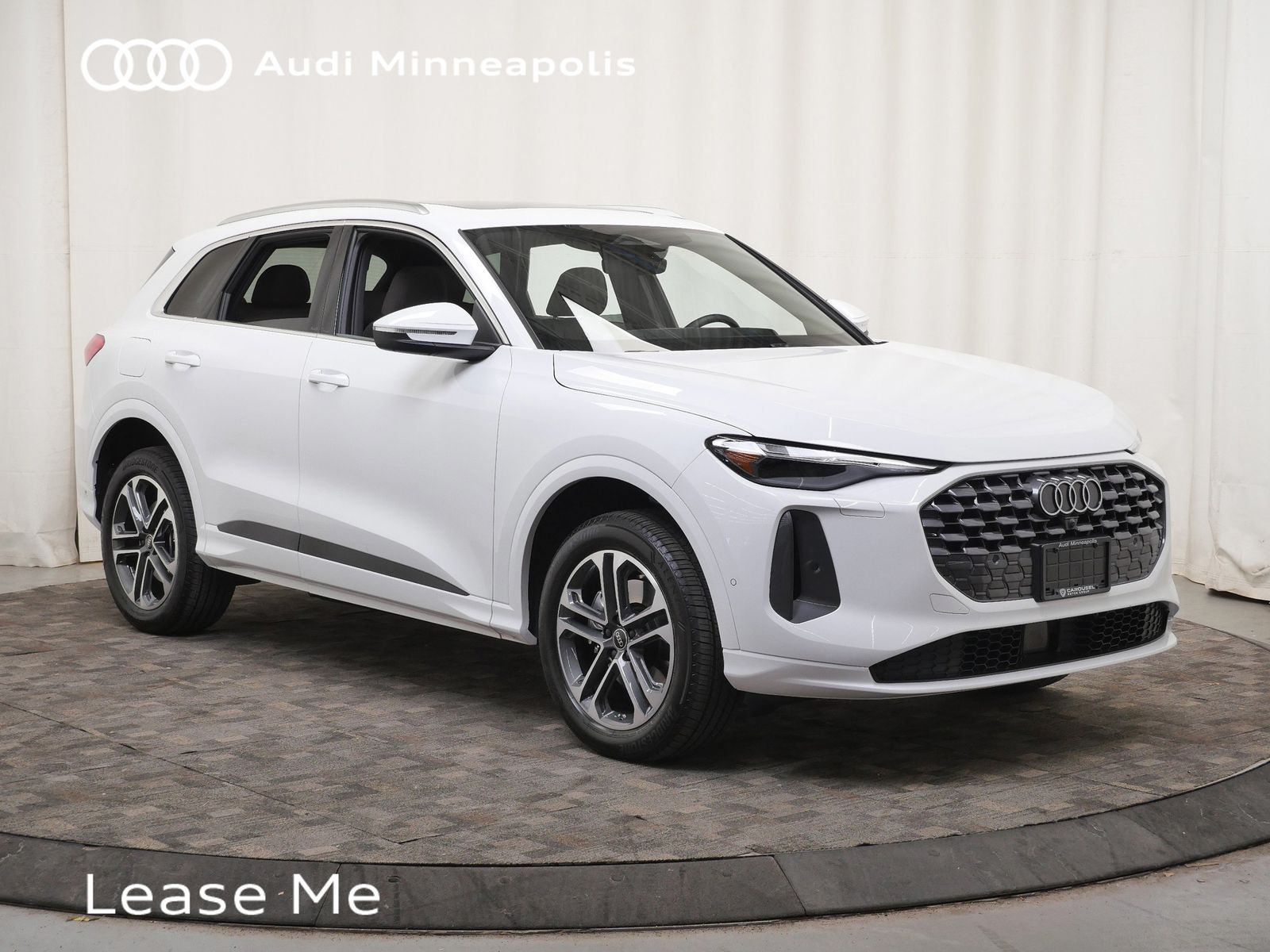 Thumbnail: 2025 Audi Q5 - 10