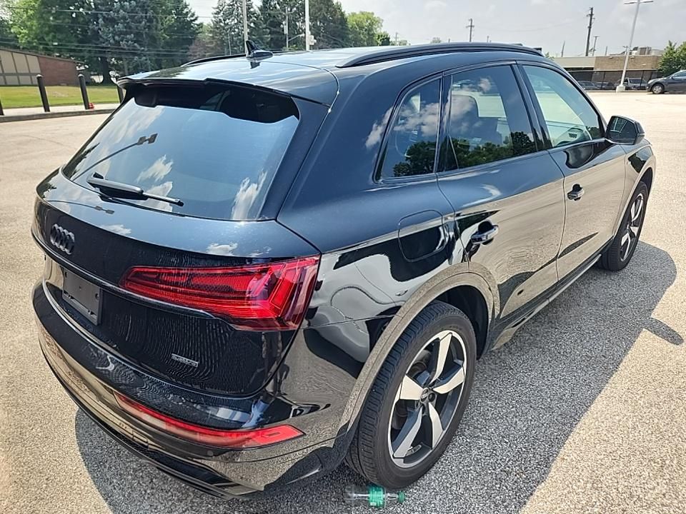 Thumbnail: 2023 Audi Q5 - 7