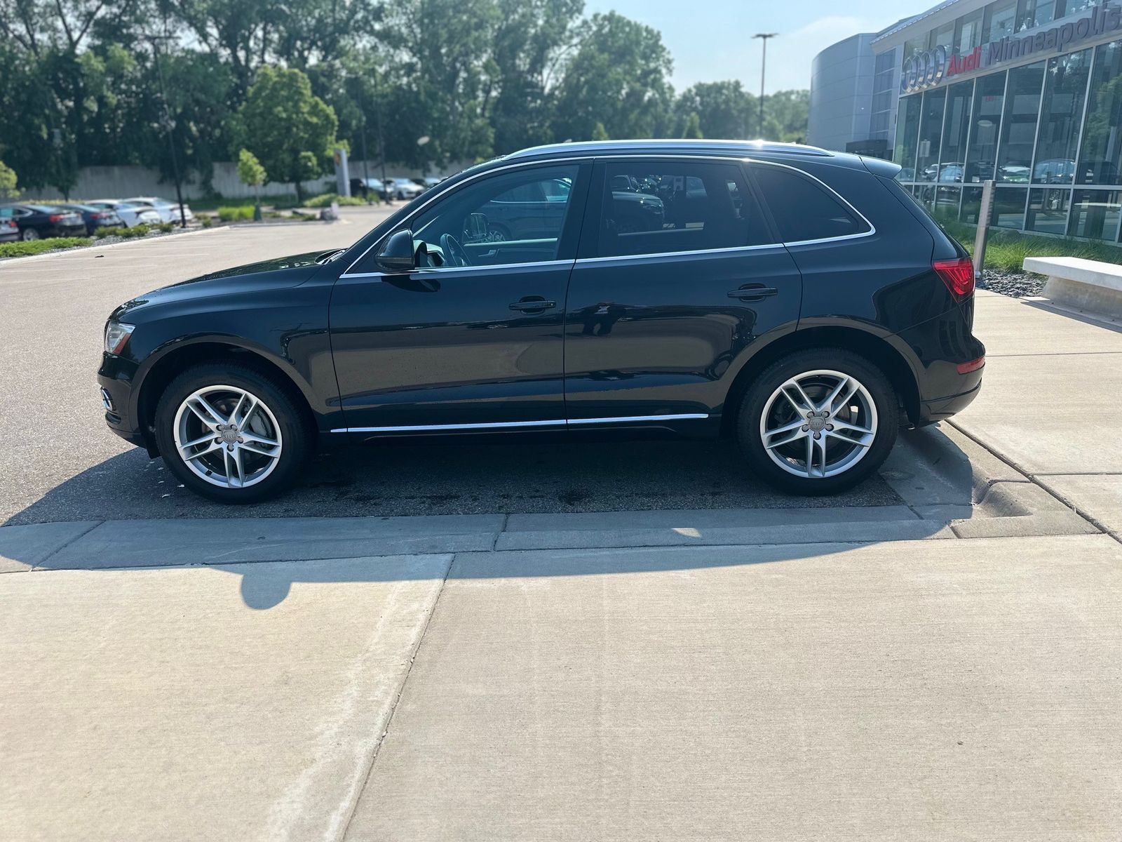 2014 Audi Q5 Premium Plus -
                  Golden Valley, MN