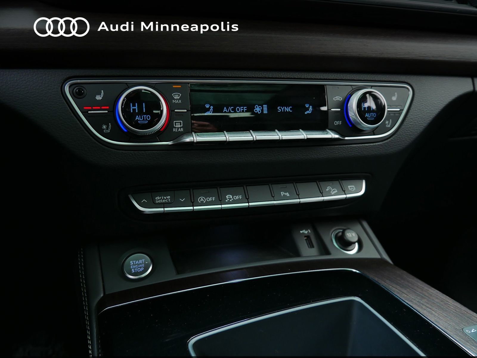 Thumbnail: 2023 Audi Q5 - 28