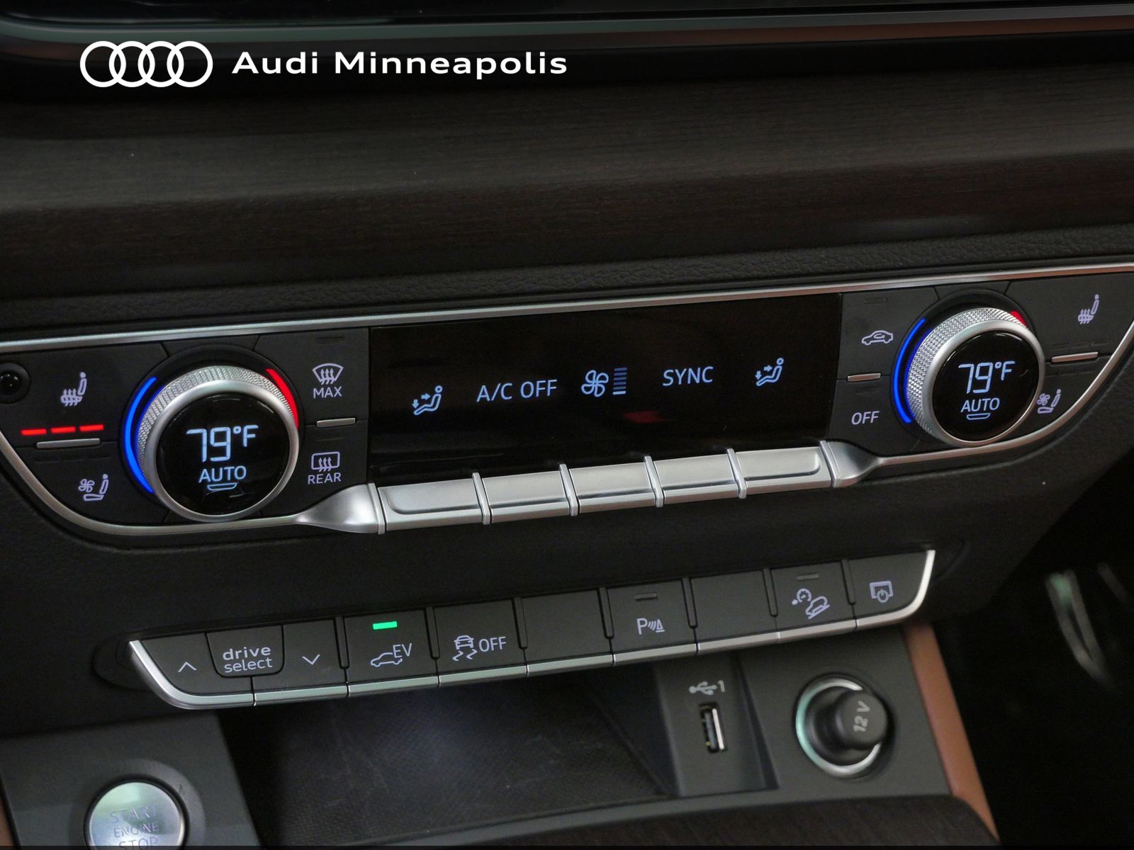Thumbnail: 2023 Audi Q5 - 27