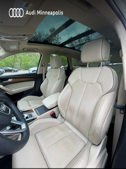 Thumbnail: 2023 Audi Q5 - 12