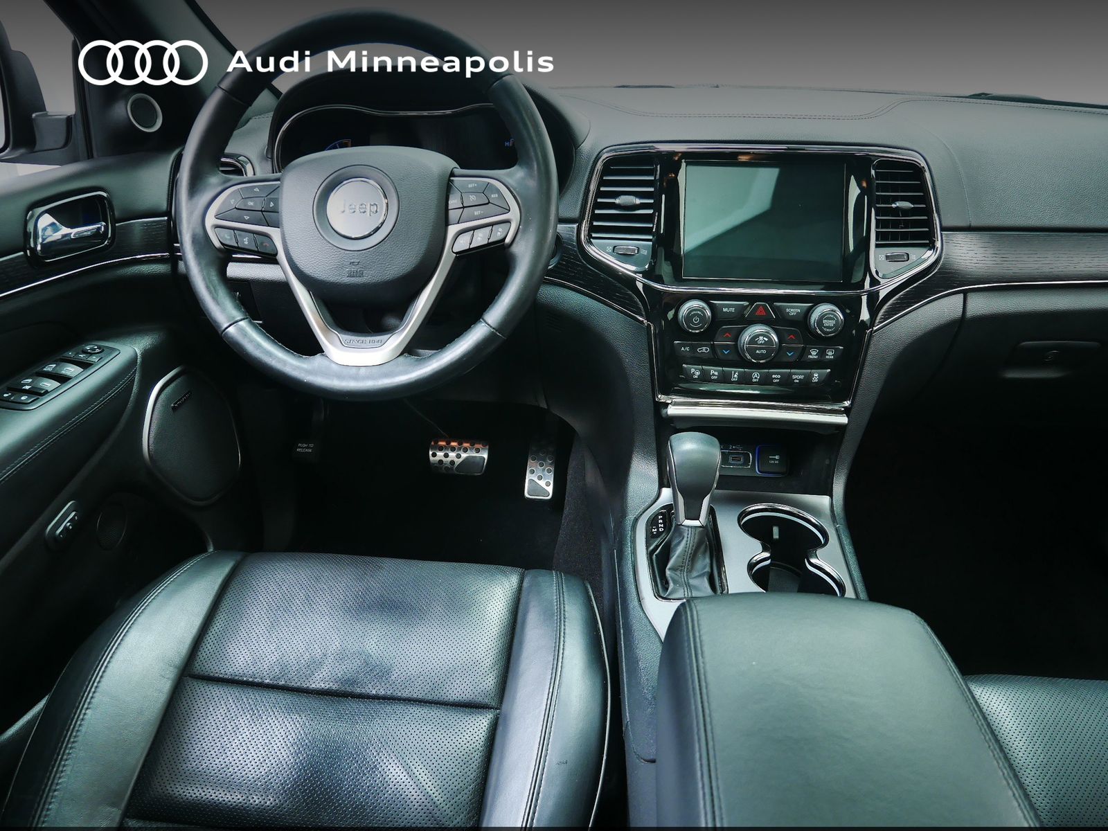 Thumbnail: 2020 Jeep Grand Cherokee - 18