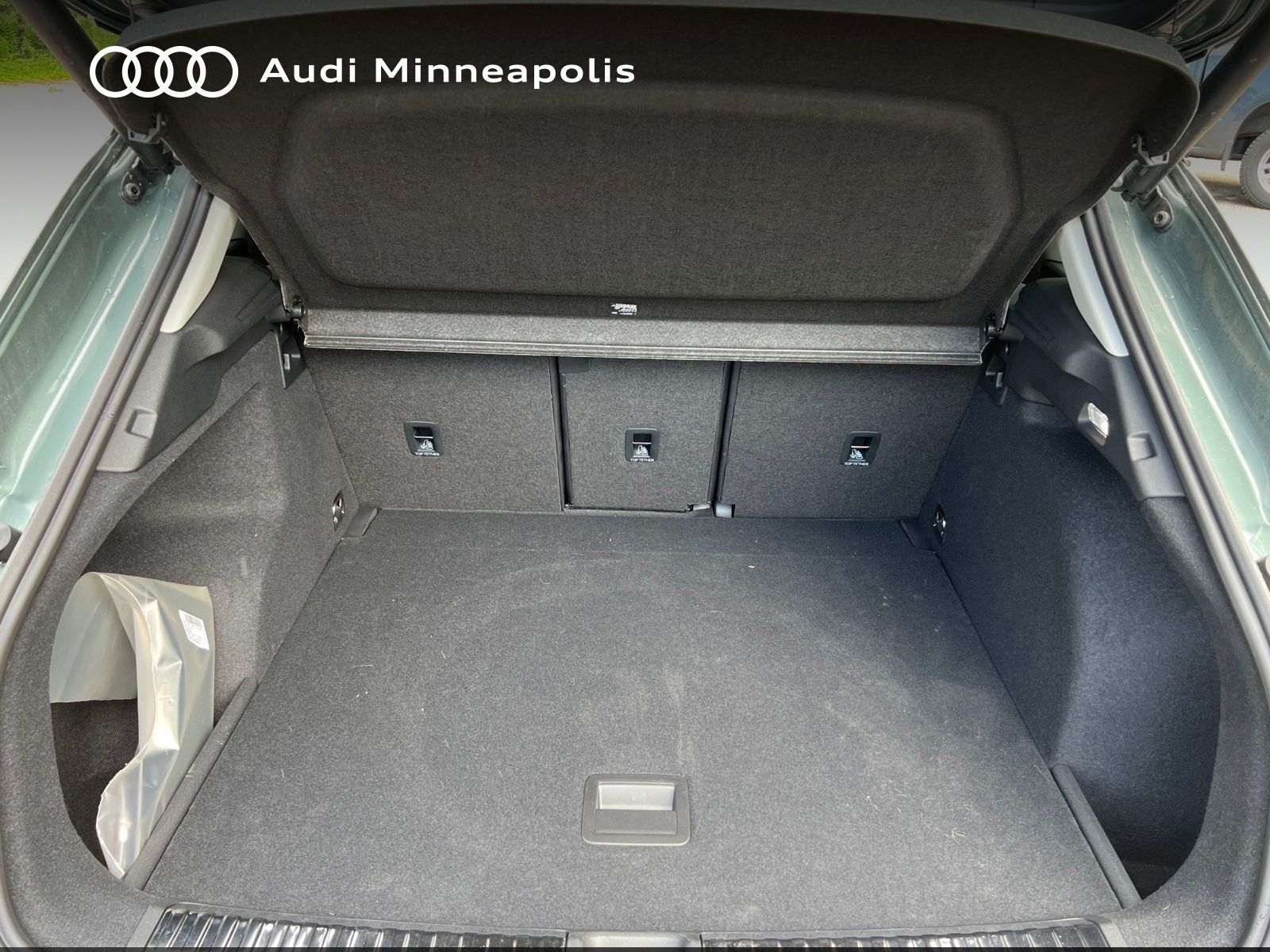 Thumbnail: 2026 Audi Q3 - 12