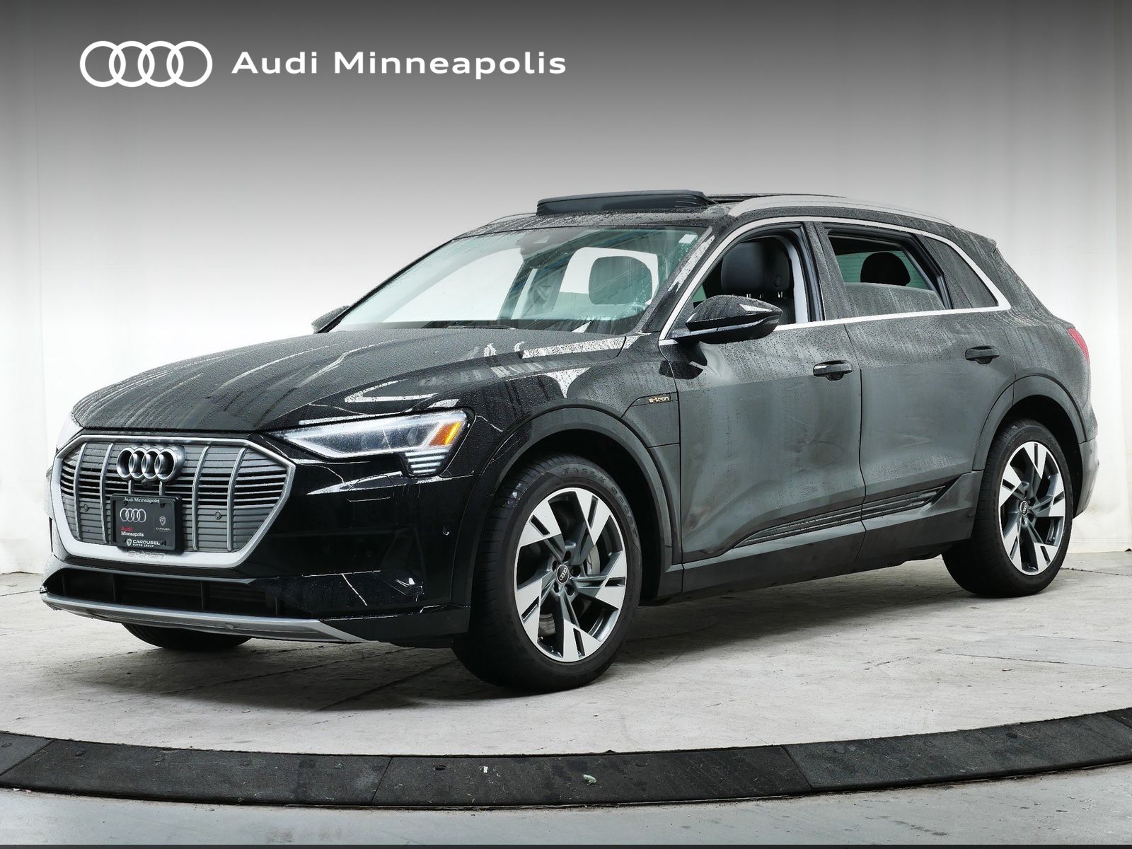 2022 Audi e-tron Premium Plus -
                  Golden Valley, MN