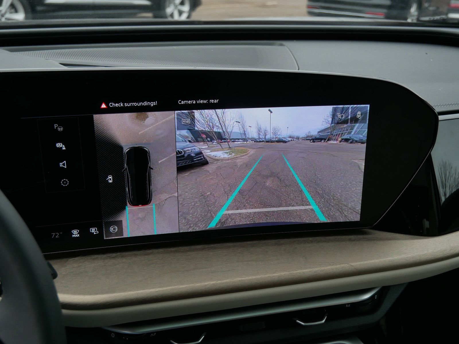 Thumbnail: 2025 Audi Q5 - 21