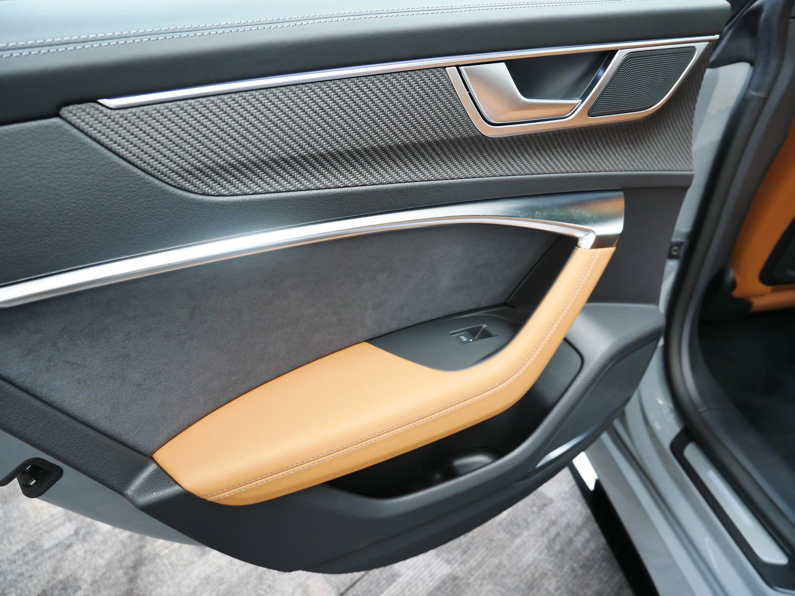 Thumbnail: 2026 Audi RS 7 - 15