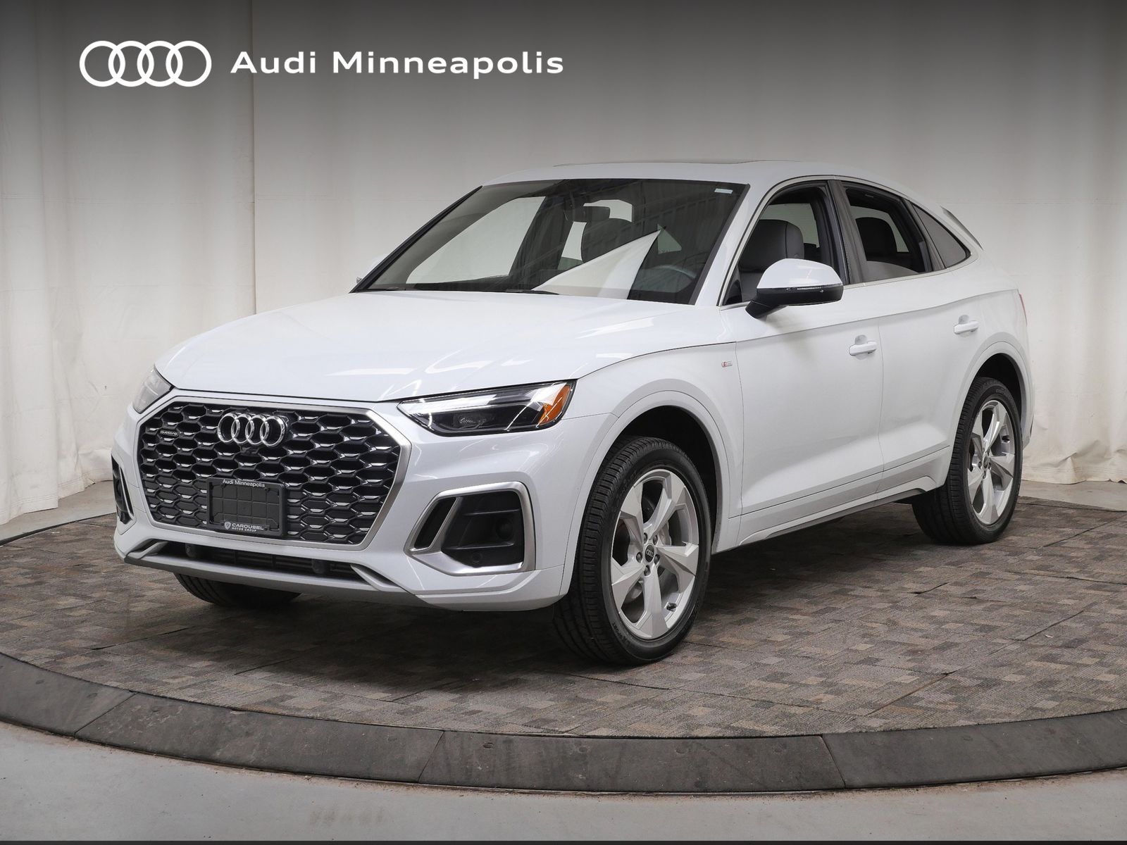 Thumbnail: 2023 Audi Q5 - 1